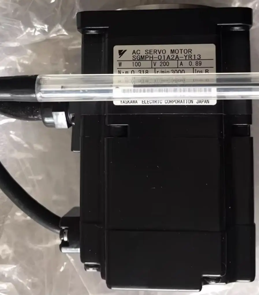 Servo Motor SGMPH-01A2A-YR13 Brand New，SGMPH 01A2A YR13，Fast shipping