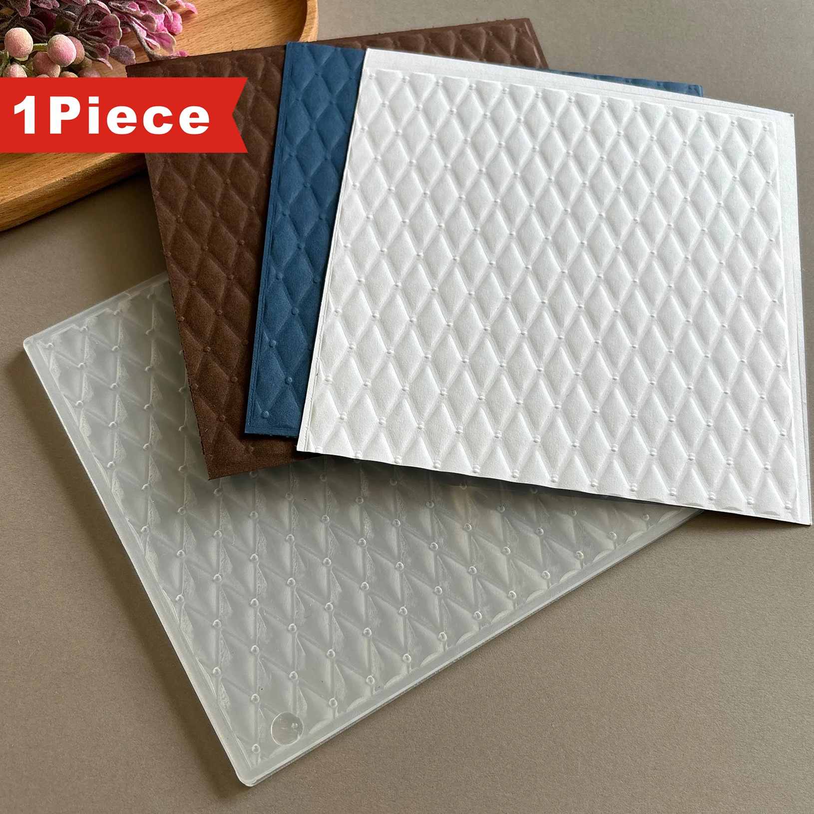 Detail-Nahaufnahme-Design aus Stoffstruktur mit 3D-Prägung – robuster weißer Kunststoff, einfach zu verwenden für die Kartenherstellung und Scrapbooking