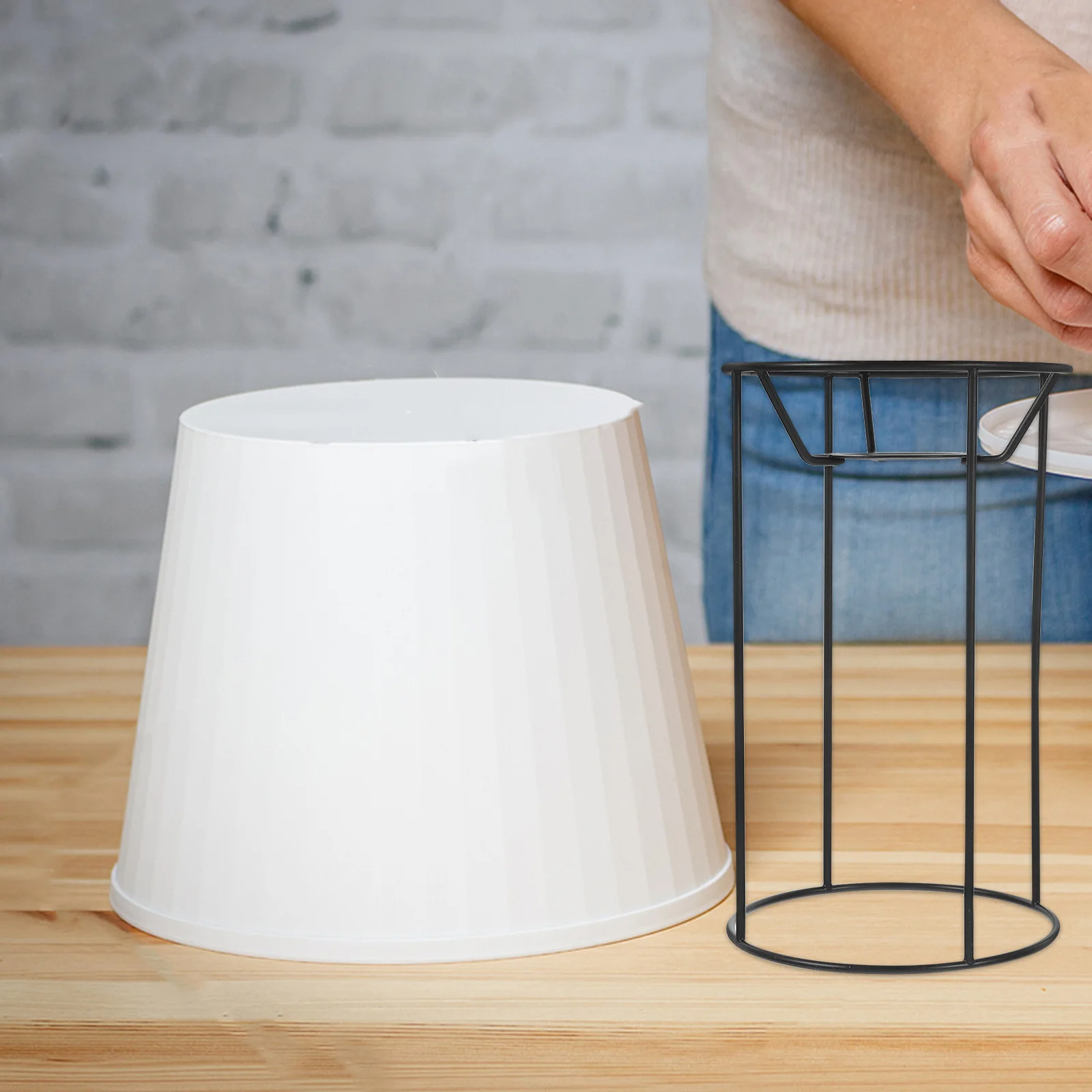 

Каркас абажура из железной проволоки в винтажном стиле, подставка для лампы, ретро-подставка для настольной и подвесной лампы, проволочная сетка для декора дома