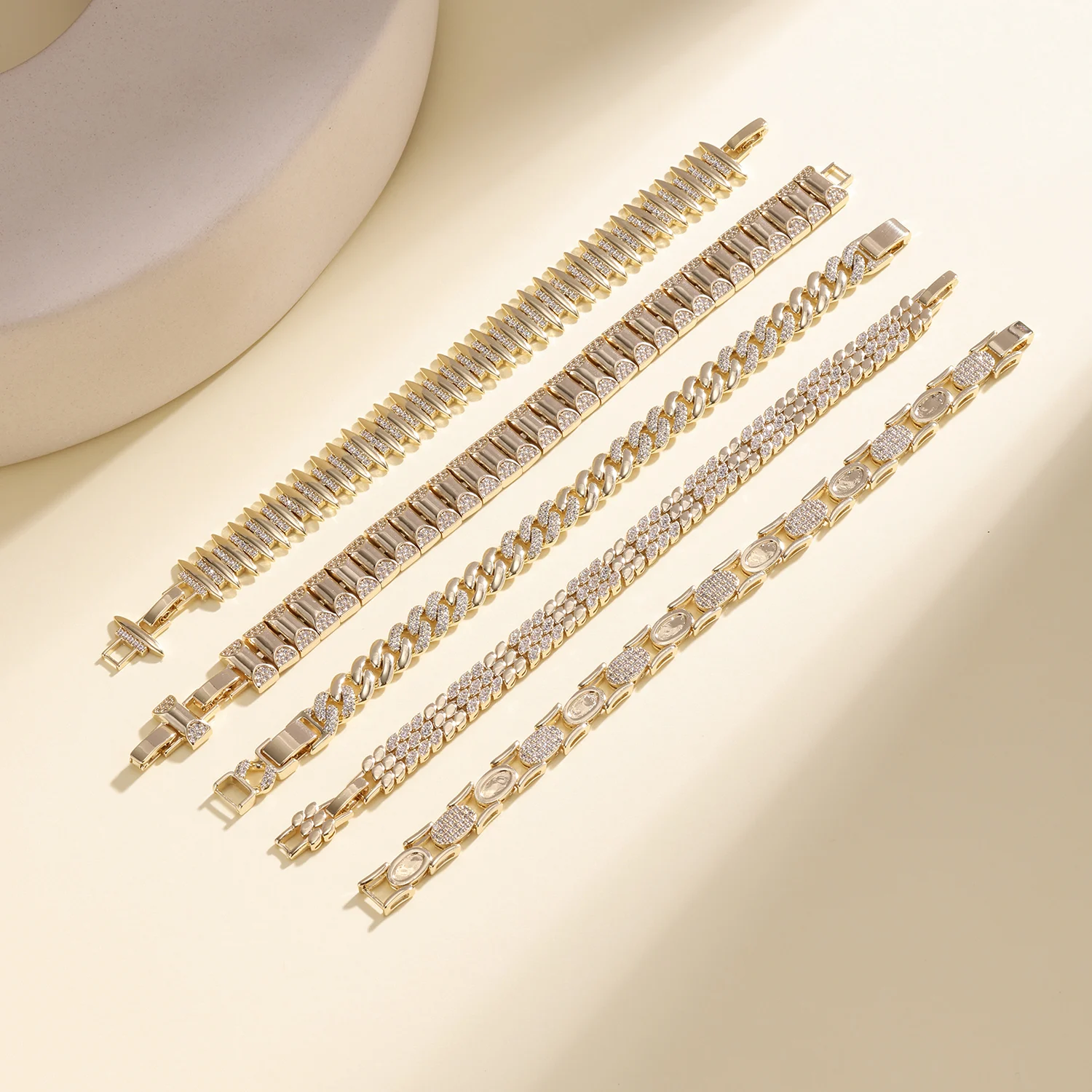 Nidin Neuerscheinung Iced Out Strass Cuban Link Armbänder Hip Hop Bling Kristall Handgelenkschmuck für Frauen Männer Tägliche Party Geschenke – Detail 9