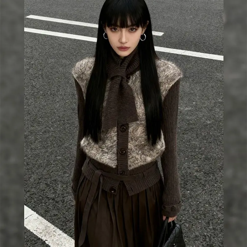 

2025 Autumn and Winter New Fashion Versatile Knitted Cardigan Black Skirt Two-piece Women's