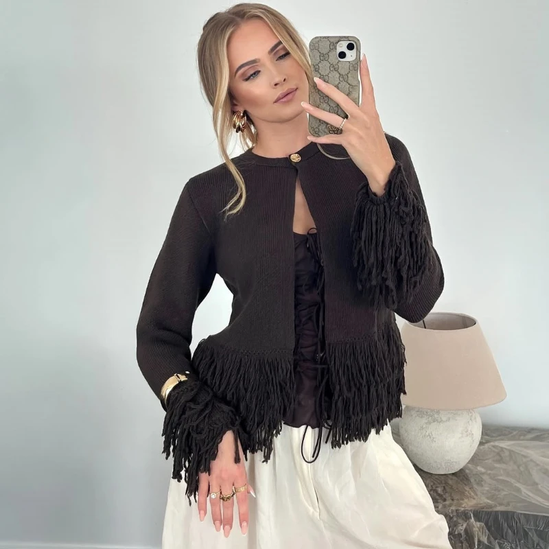 

TARUXY Tassel Buttons Knitted Jacket Women's Long Sleeve Solid Loose Leisure Knit Coat Female Autumn Winter Commuting Cardigan