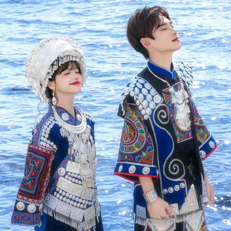 

New national dress female suit home dressed heavy industry embroidery wind travel shot