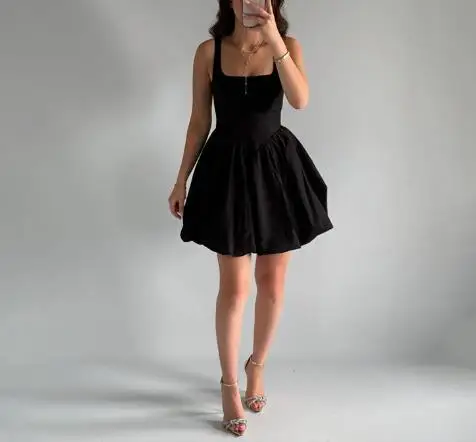 Vrouwen Mode Jurk 2025, Zomer Nieuwste Hot Selling Stijl Nieuwe Effen Kleur Mouwloze Vierkante Kraag Riem Tas Butt Splicing Jurk