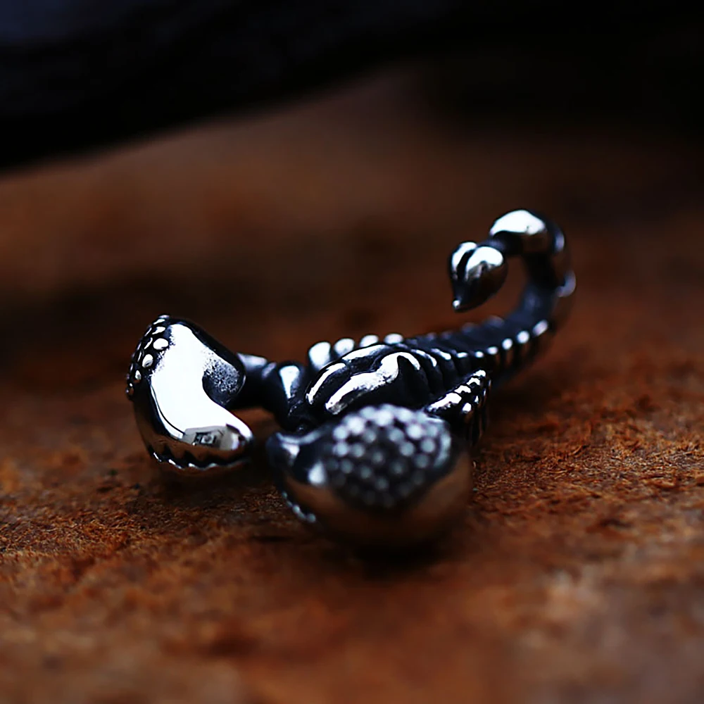 Retro Stainless Steel Scorpion Pendant Necklace For Men Boy Punk Domineering Animal Pendants Street Fashion Jewelry Dropshipping