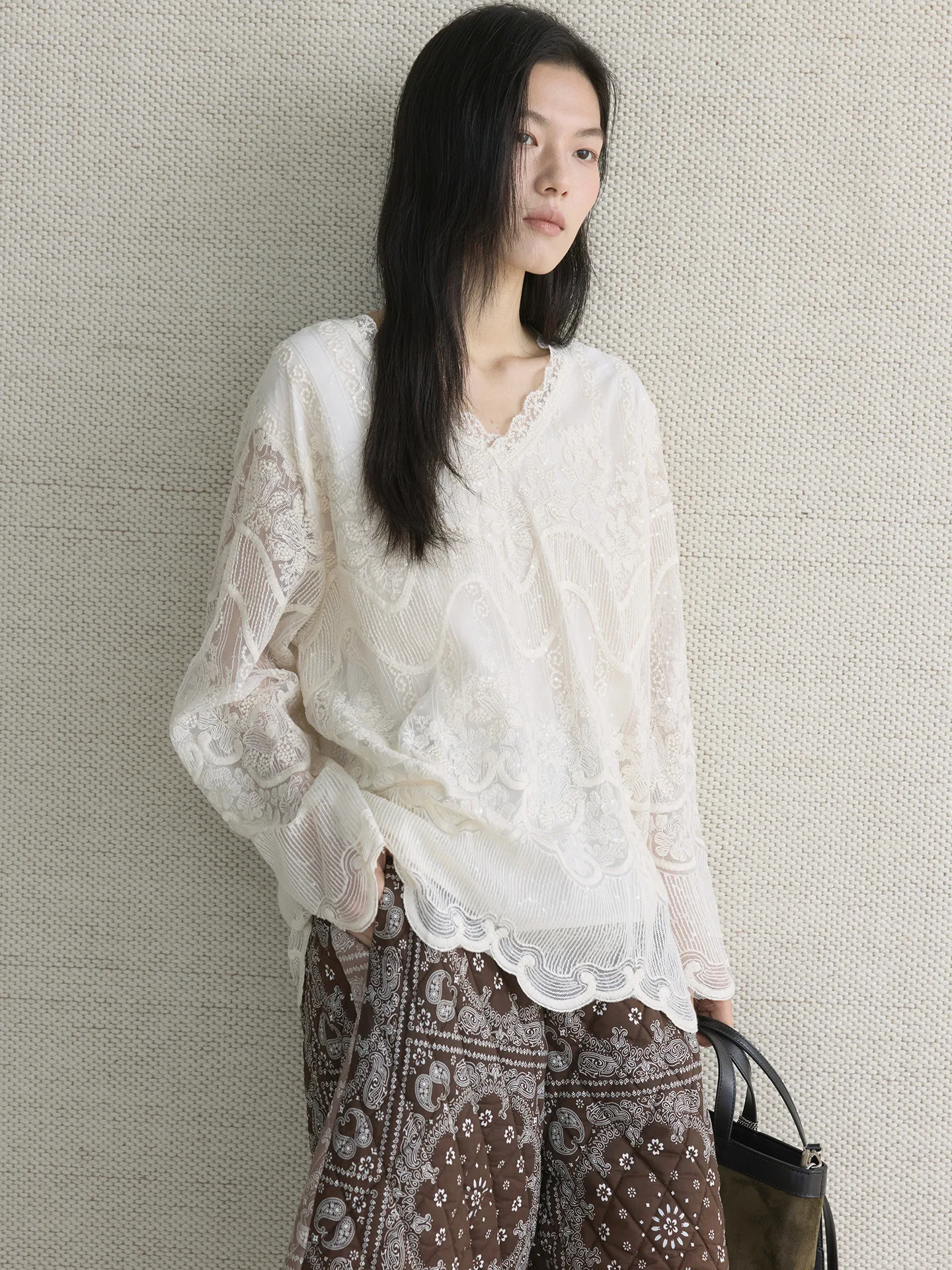 Early spring new style French style lace V-neck double-layer lined translucent shirt embroidered top for women