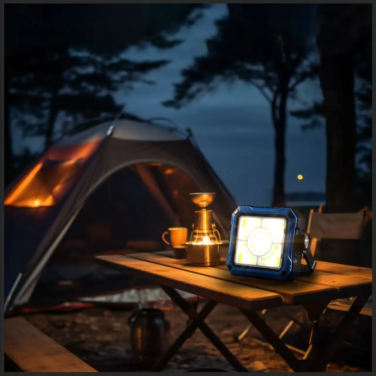 Multifunctional Powerful  Searchlight Solar Flashlight USB Rechargeable LED Camping Lantern with Toolbox Outdoor Portable Light