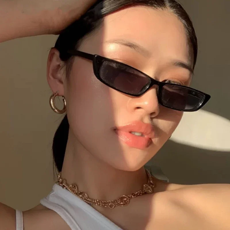 Small Rectangle Sunglasses Fashion Women Retro Small Frame Sun Glasses Vintage Square Narrow Sunglasses Trending Eyewear UV400