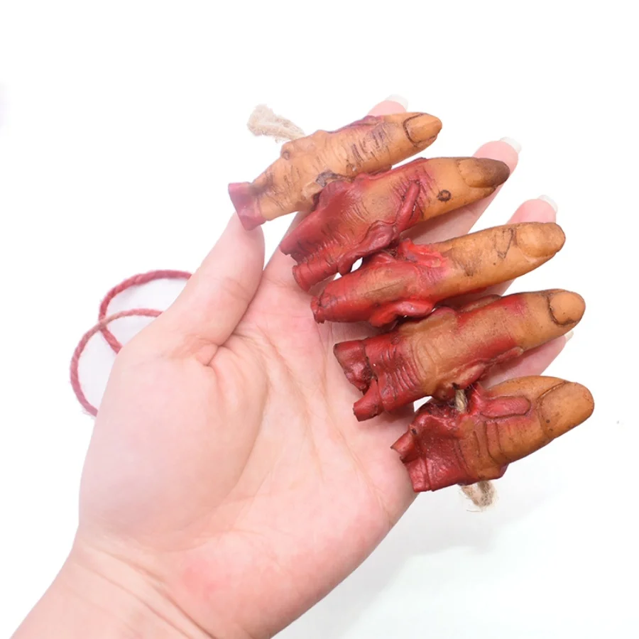 1 Stück Halloween-Horror-Hängedekoration, Künstliche Tote Maus, Fledermaus, Blutige Hände & Füße, DIY-Dekoration für Geisterhäuser, Gruselige Party-Artikel – Detail 5