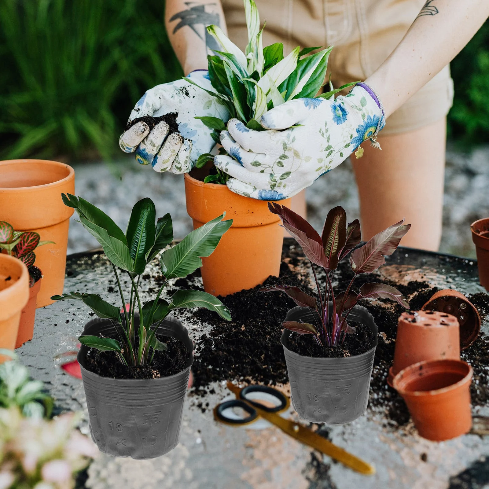 

400pcs Nutrition Cups Flower Pots Plastic Gardening Planting Containers Nursery Starter Pots for Courtyard Garden Balcony