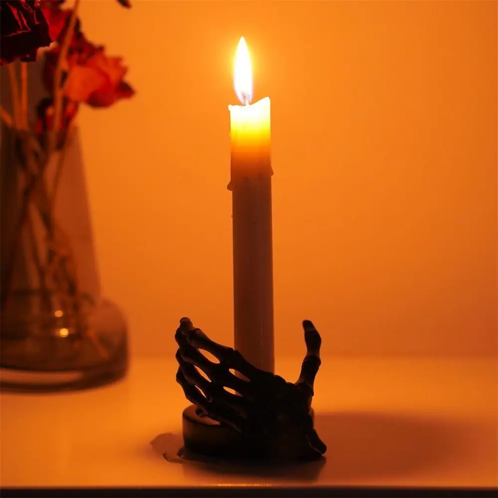 

Funny Resin Art Skeleton Hand Candlestick Exquisite Handmade Gothic Candle Holder Unique Halloween Skeleton Statue Home Decor