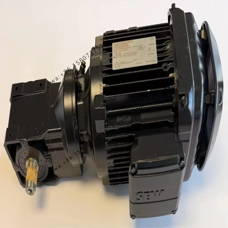 Brand New and  Gear Mot / 1.1kW / K19 DRN90S4/TF/C / Without