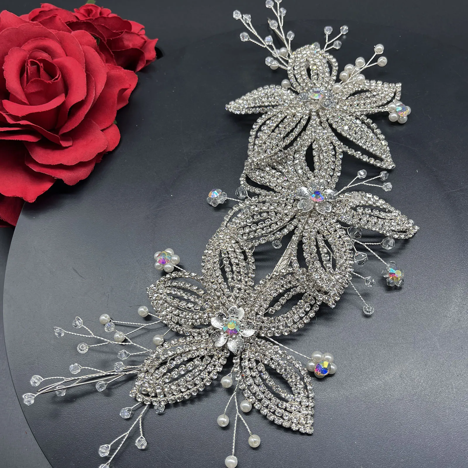 

Luxury Handmade 3D Work Wire Shiny Crystal Rhinestone Fashion Patch Dress Accessories Flower Applique