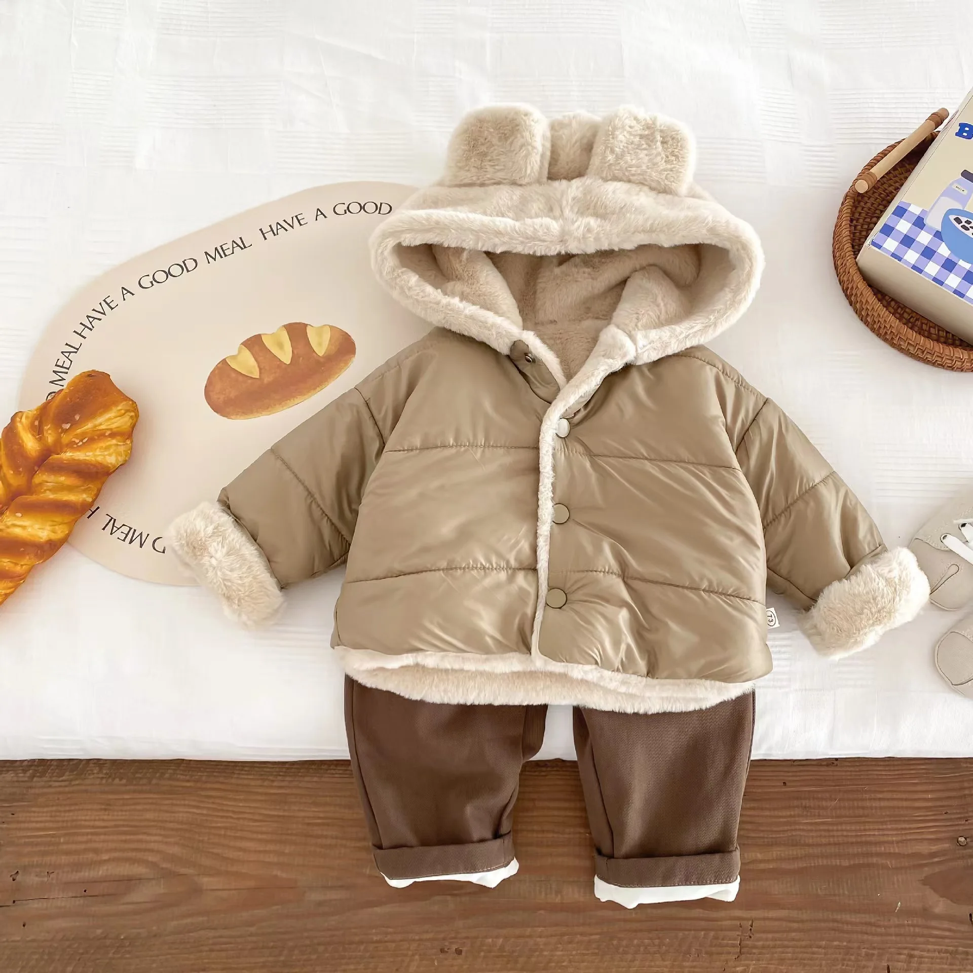 Children Clothing Girls Baby Fleece Warm and Comfortable Coat 2024 Winter New Male Baby Korean Style Hooded Thick Cotton Coat