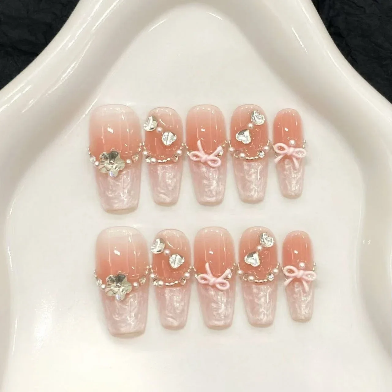 ハンドメイドプレスオンネイルフレンチ台形ネイルキャッツアイパウダー粘着クラッシュダイヤモンドスイートネイルパッチ取り外し可能なフェイクネイルチップ