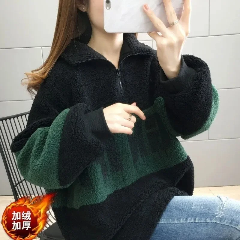 2024 Autumn/Winter New Loose Lamb Wool Sweater Female Loose Korean Edition Thickened Velvet Women Top Popular Western Style Coat