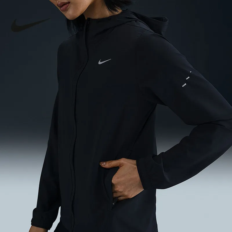 2026 Nike HQ0651-010 Womens Jacket With Innovative Sleeve Design And Mesh Lining