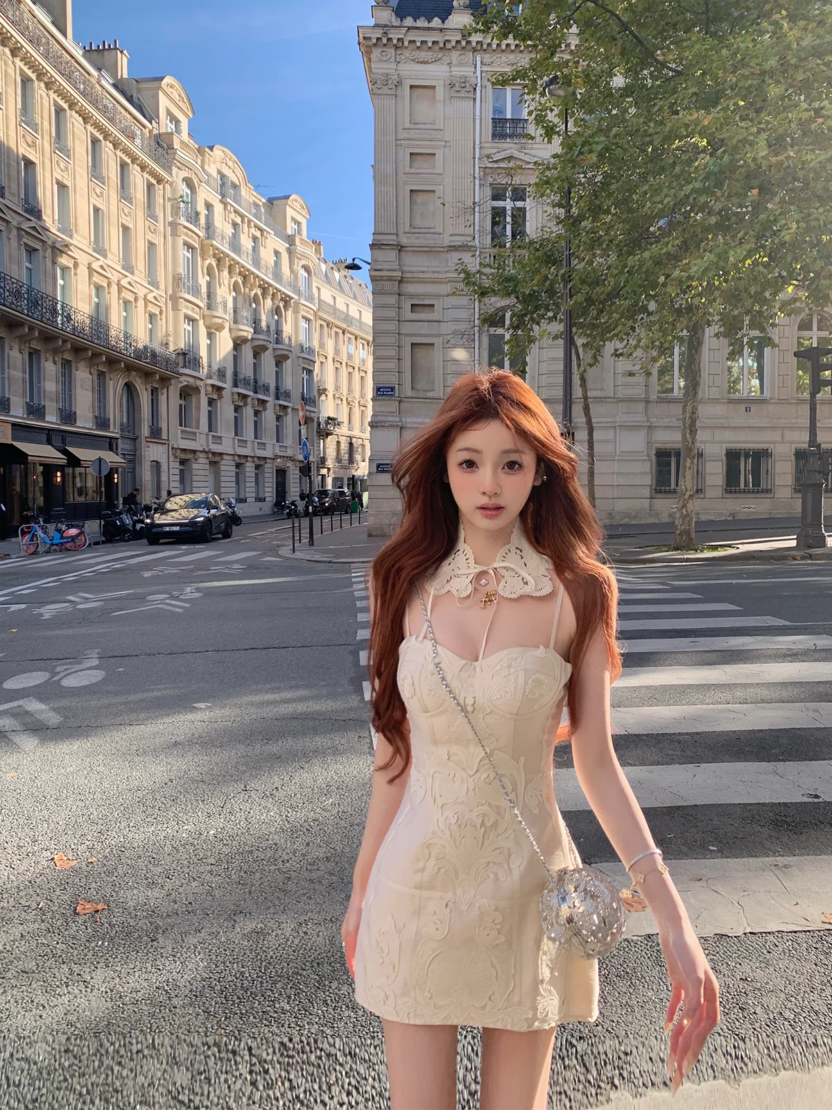 

Exquisite Embroidery Chantilly Lace Draped Gown with awl High-End Cusization Tee-Dimensional Relief Heavy Embroidery D...