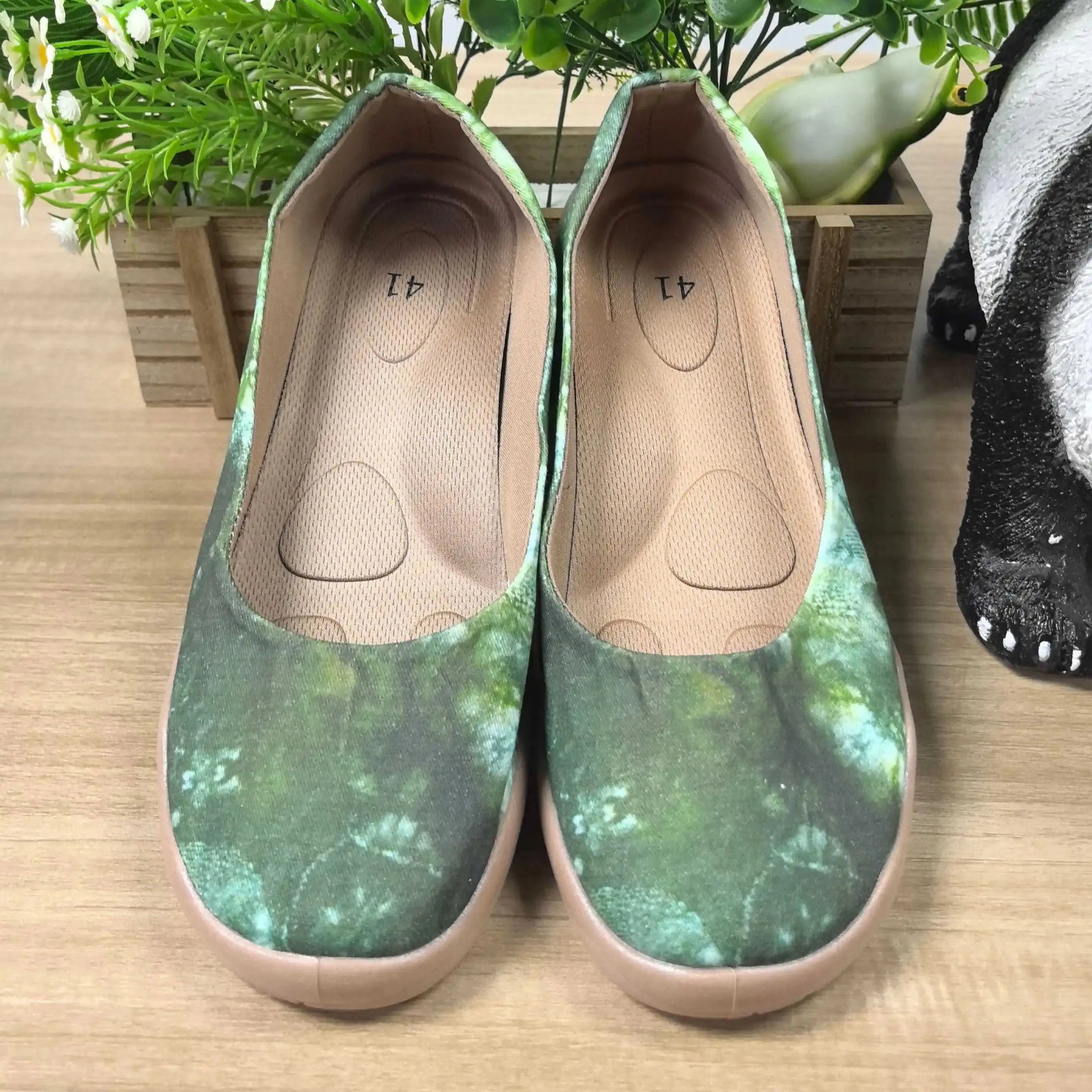 

Женские повседневные тканевые туфли без шнурков, обувь для прогулок, удобные низкие туфли на мягкой подошве, дышащие, больших размеров, цвета травяной зелени, с принтом, модный праздничный подарок.