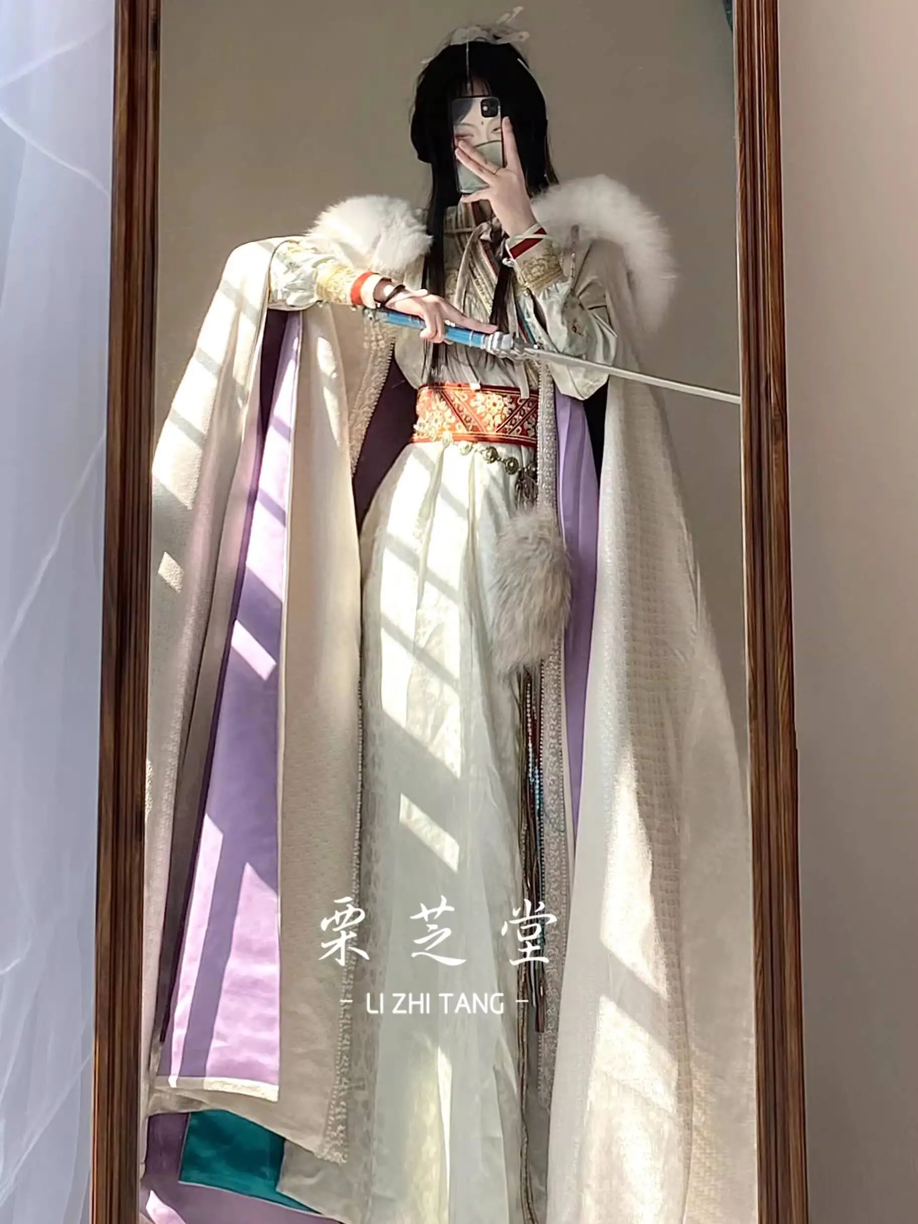 

Women In Hanfu Wei Jin Dynasty Style Immortal Fantasy Ancient Costume Cross Collar Long Shirt With Fleece Cosplay Halloween