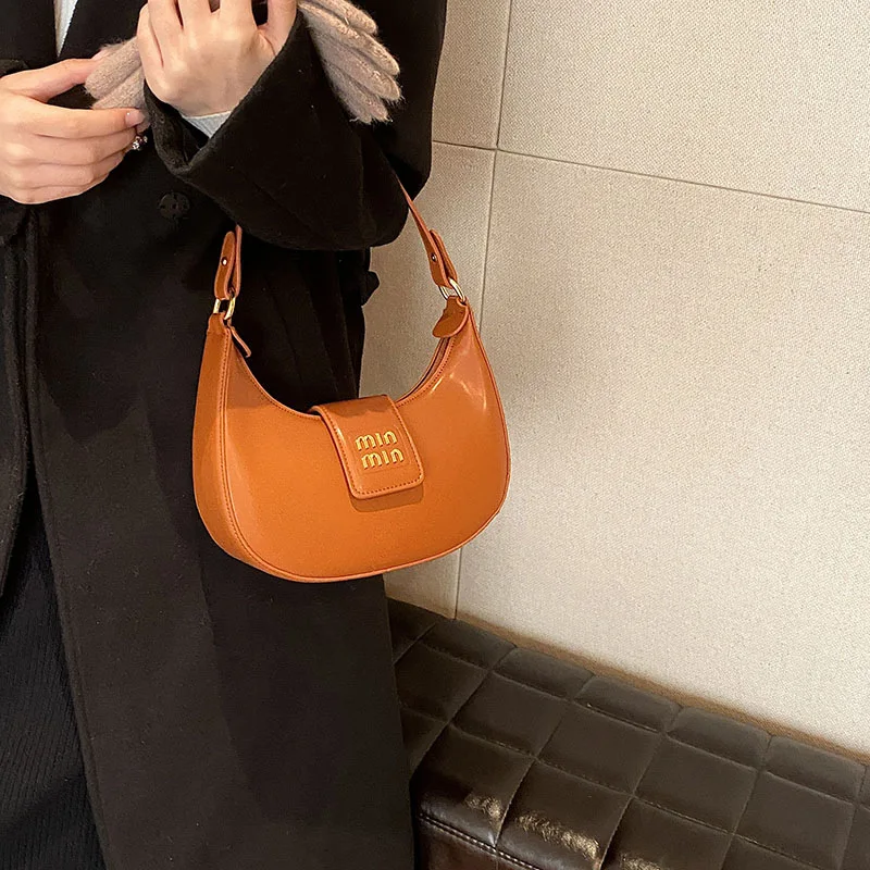 2025 Vintage Moon Bag - Crossbody/Underarm, High-End Shoulder Bag, Multi-Way Wear, Durable & Stylish, Perfect for Work & Daily