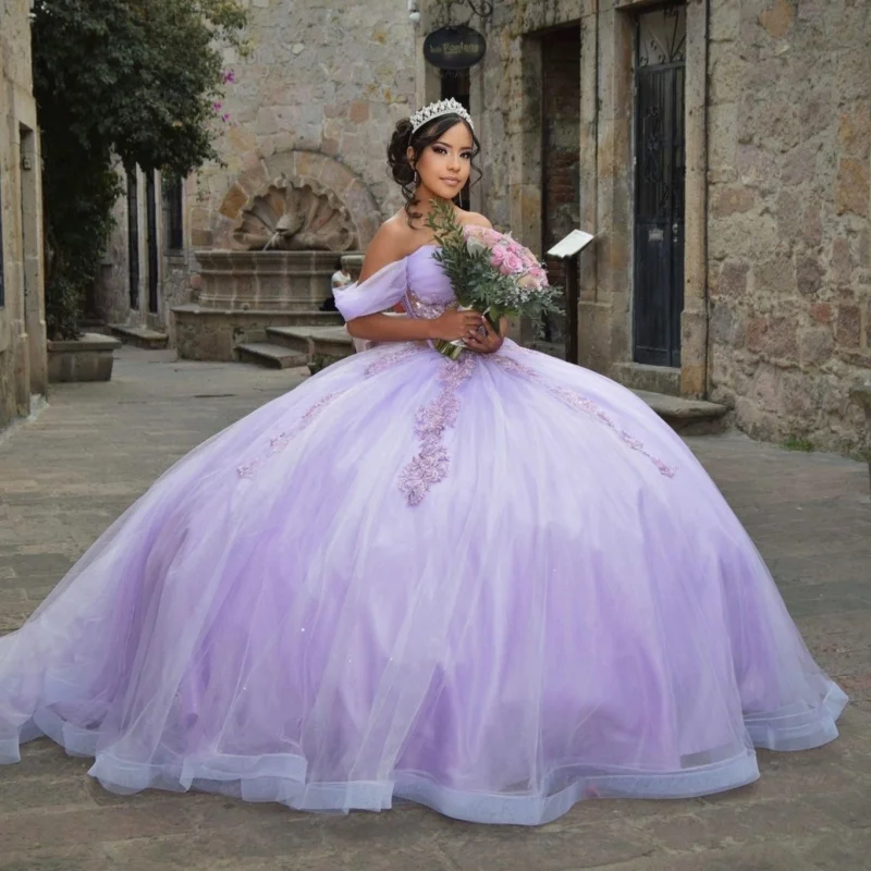 

Customized Lavender Purple Off Shoulder Quinceanera Dress applique Tull Lace vestidos de 15 Quinceanera ﻿