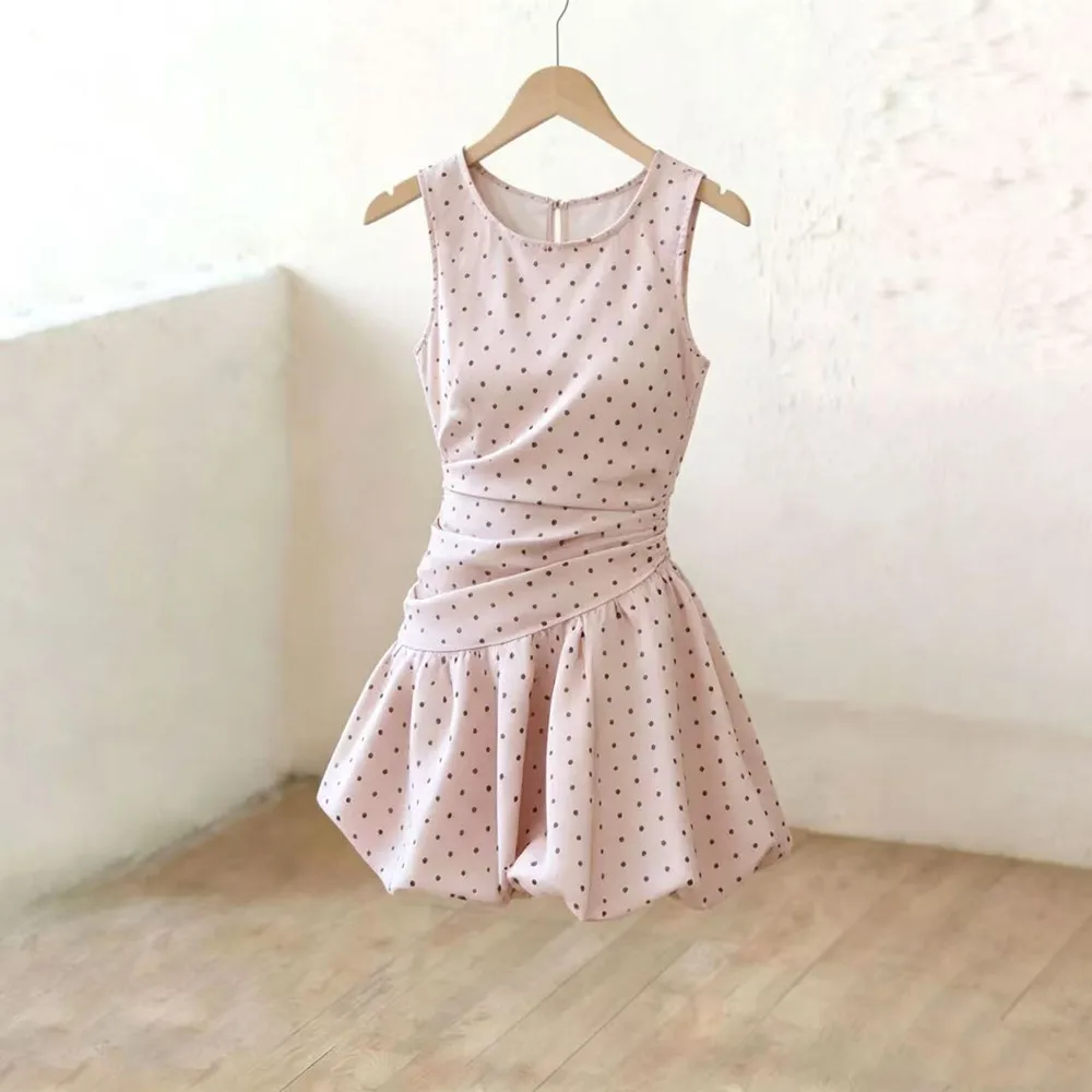 

2026 New Girls Summer Dress Fashionable Blue Polka Dot Halter Neck Waist-Cinching Vest Dress for Children