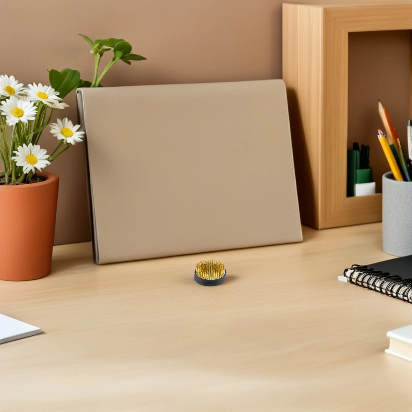 

2Pcs Long Service Life Flower Arrangement Copper Needle Holder Simple Structure Professional Tool for Flower Fixing Add Charm to