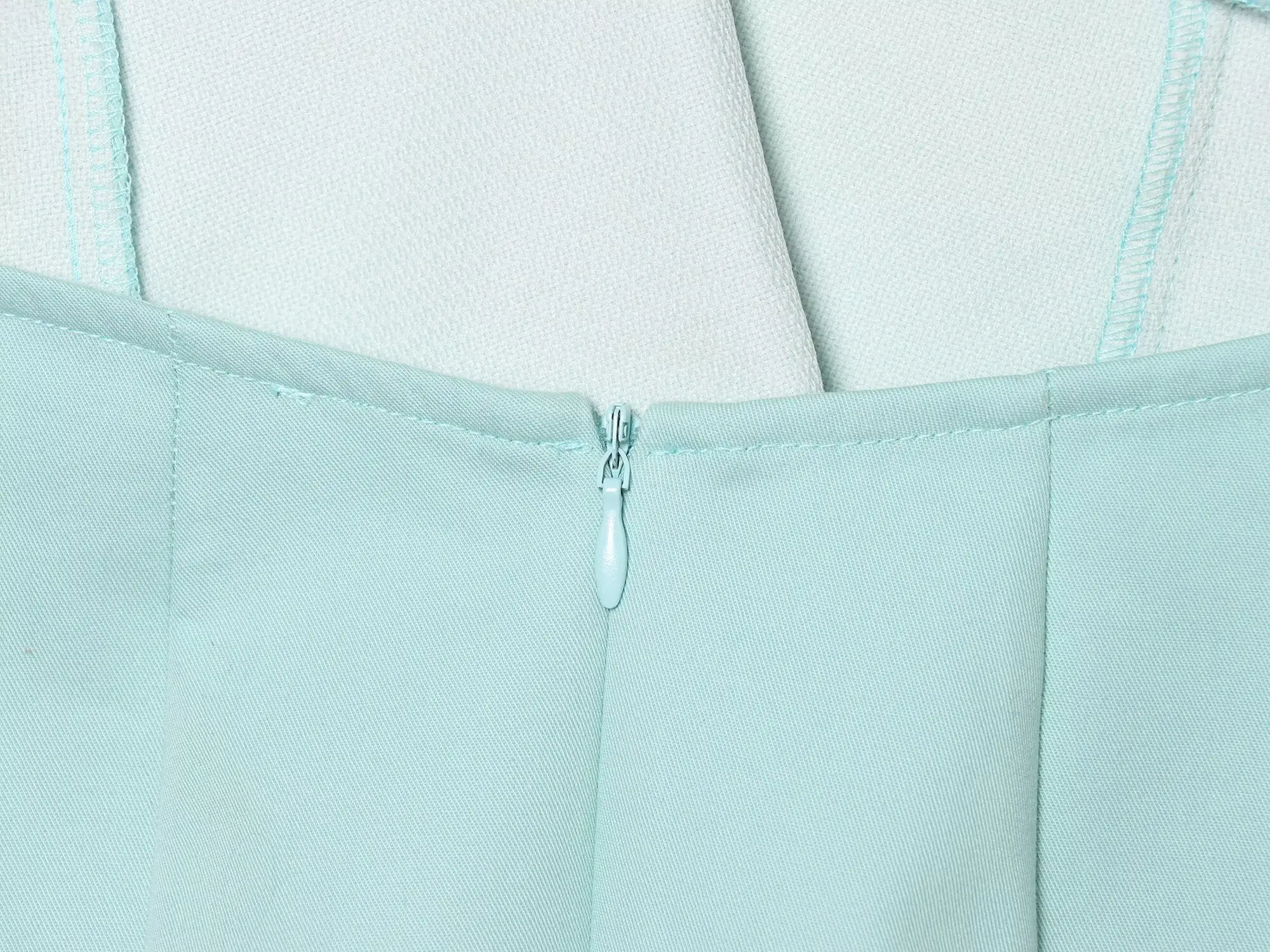 BSAY 2026 Summer New Arrival Women's Mint Green Deep V-Neck Casual A-Line Tank Top Metal Buckle Sexy Backless Camisole - view 5