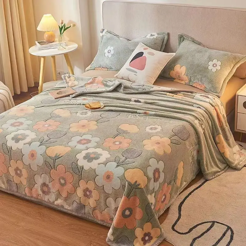 Velvet Bed Sheet Cartoon Bear Thickened Winter Warm Blanket Version Bed Cover Queen King Bedspread Home Decor Coverlid 1.8/2m