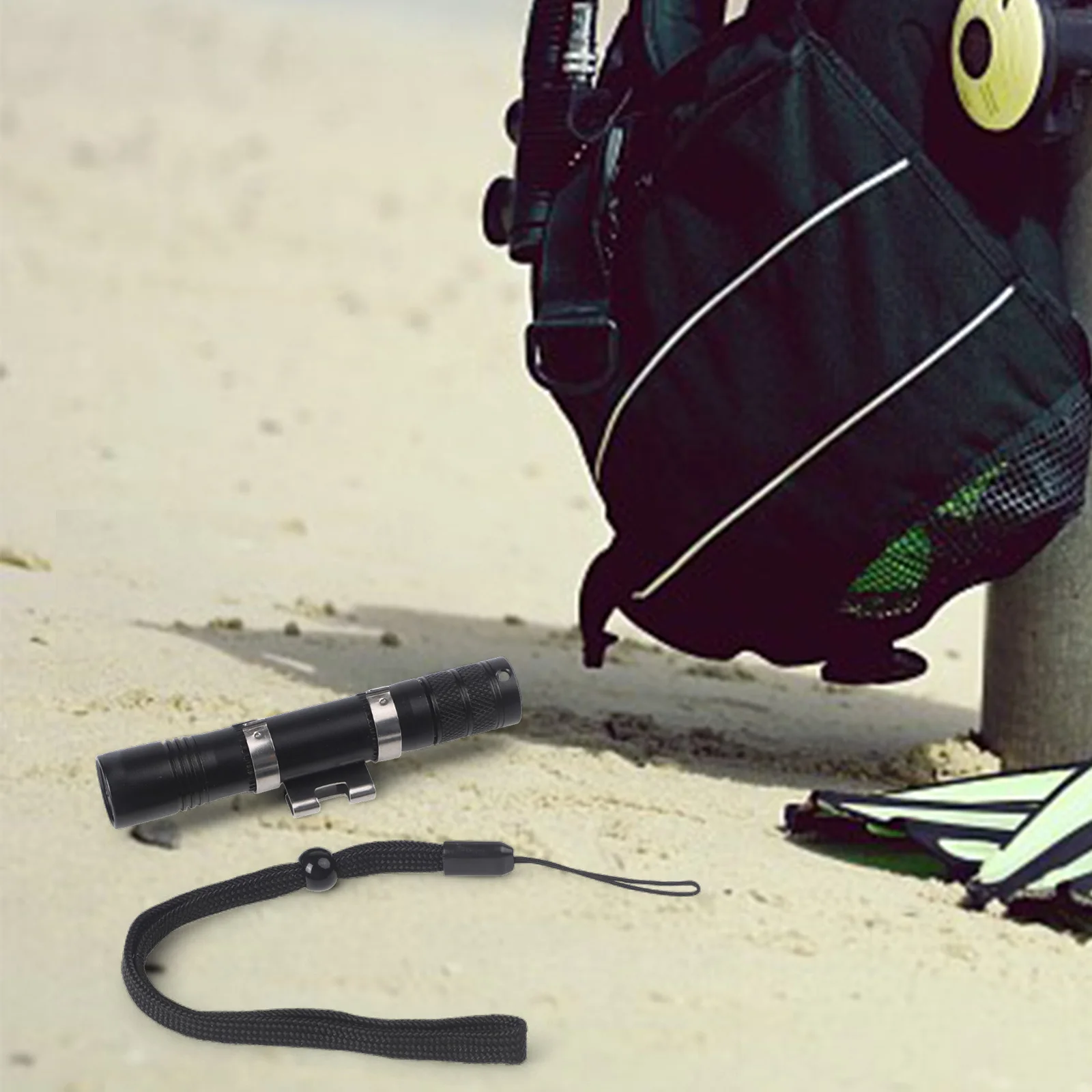 

Алюминиевый фонарь для дайвинга, 60000Mcd, светодиодный, водонепроницаемый, портативный, 120 метров, вес 39 г