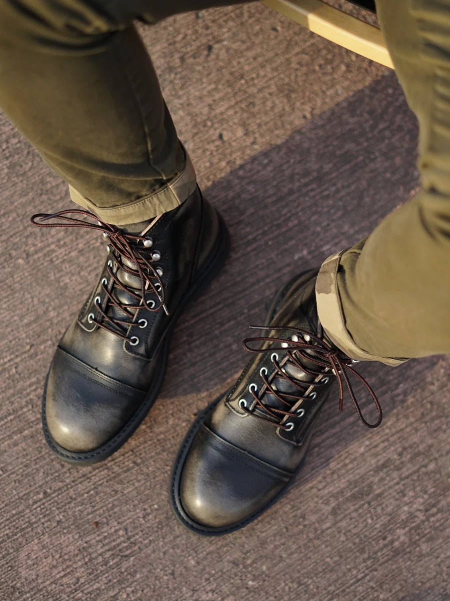 New Men's Cowhide Goodyear Welted Work Boots Durable