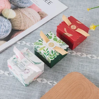 

New Multicolor Wedding Favor and Gift Box Sweet Paper Candy Box Bags for Wedding Decoration Baby Shower Birthday Party Supplies