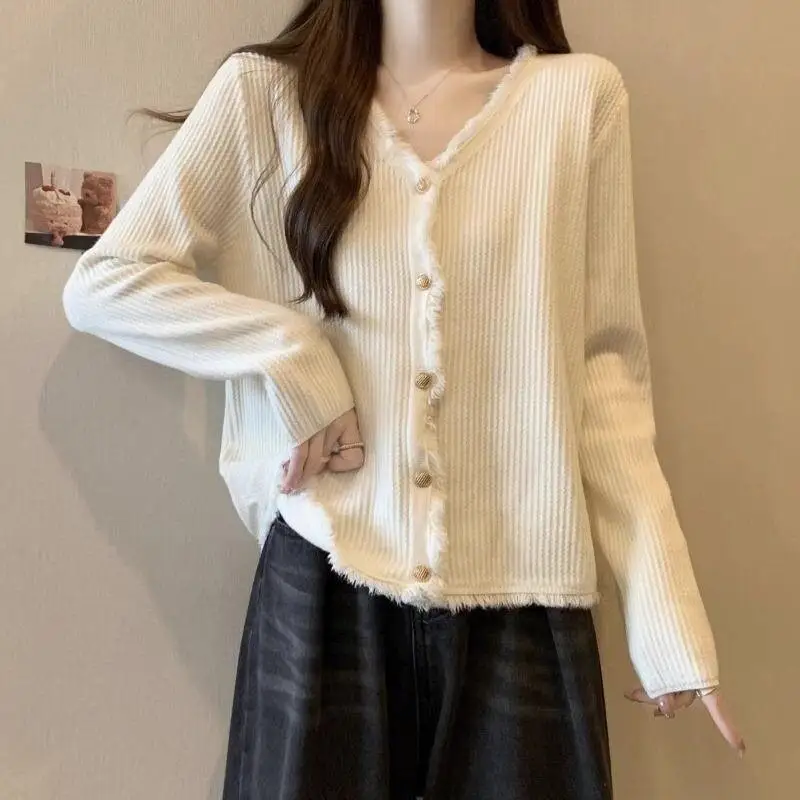 

Повседневная куртка-свитер Kawaii во французском стиле с v-образным вырезом для отдыха на открытом воздухе для женщин весной и осенью, новинка 2023 года в стиле ретро