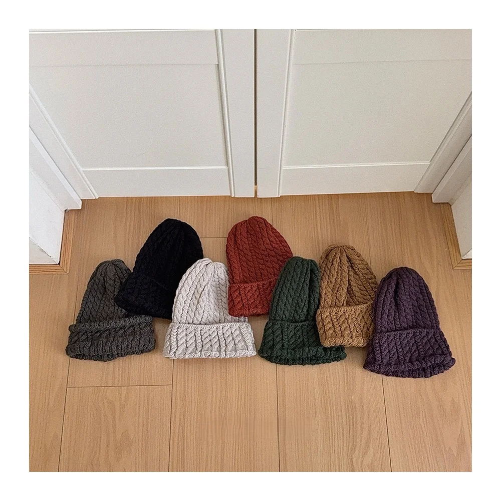 

2025 Korean New Kids Baby Hat Autumn Winter Warm Cable Knit Beanie Toddler Boys Girls Soft Thick Knitted Hat Multiple Colors