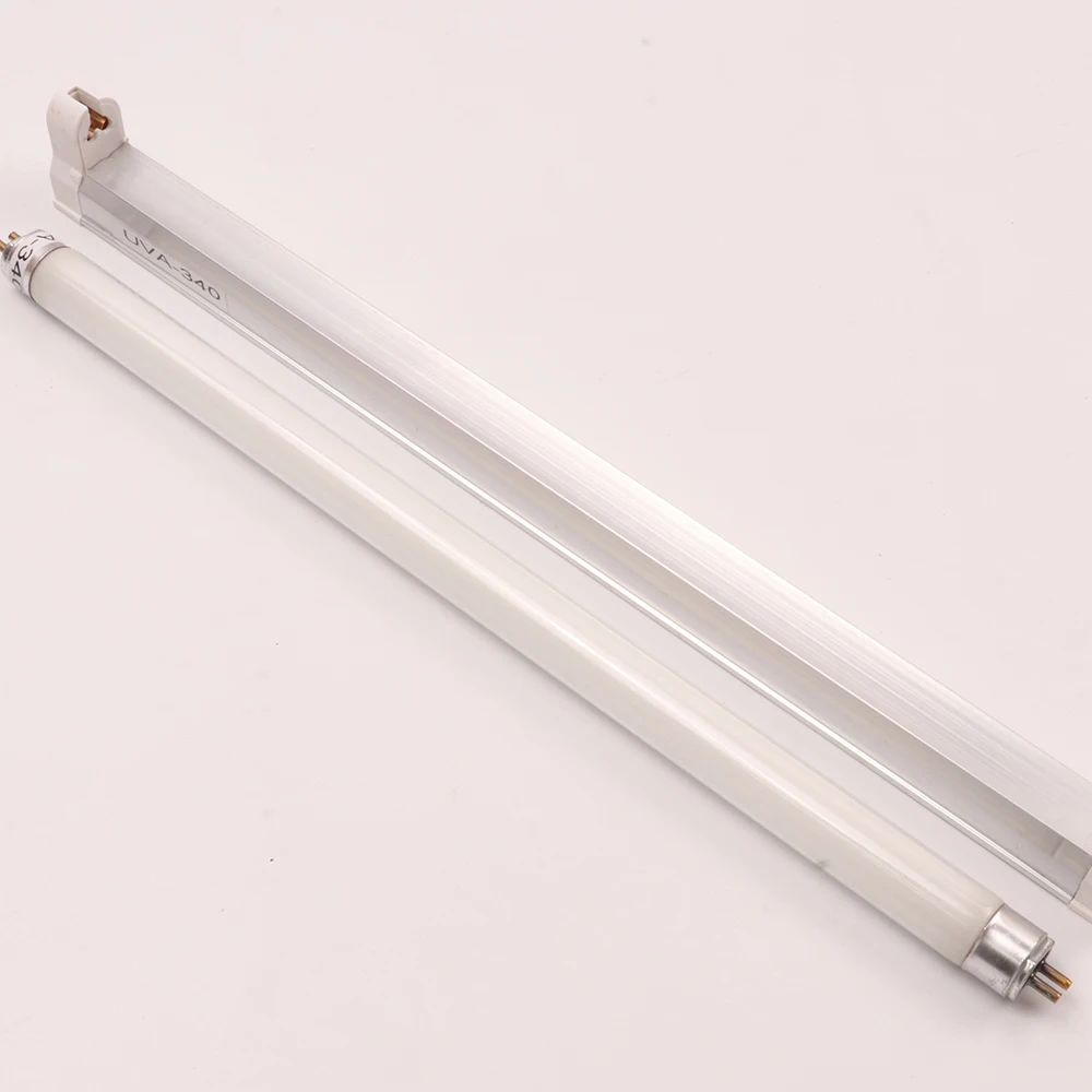 จําลองแสงแดด 8W T5 ฟลูออเรสเซนต์ Uva Uvb Lamp Uva 340 Uv Lamp