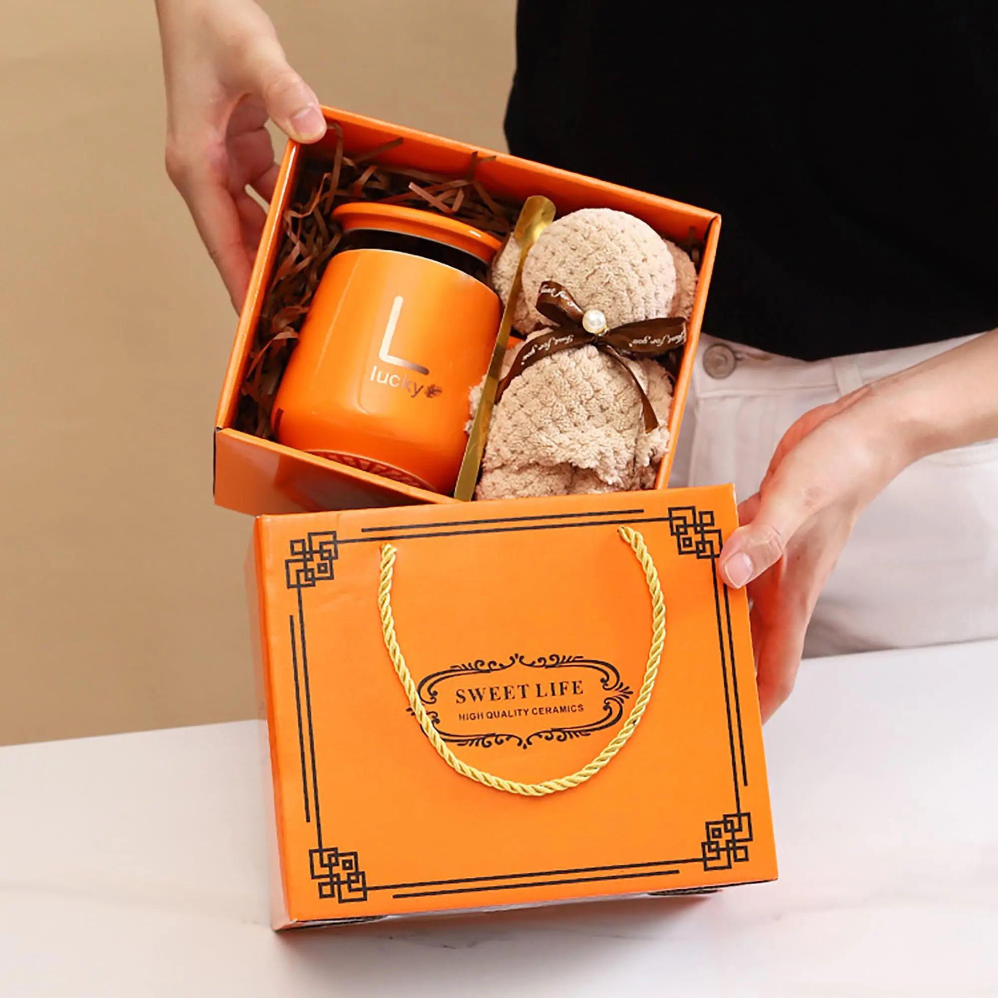 Luxury 4-in-1 Ceramic Coffee Cup Set with Bear Towel And Spoon - Wedding Birthday Special Occasion Gift in Elegant Gift Box - view 2