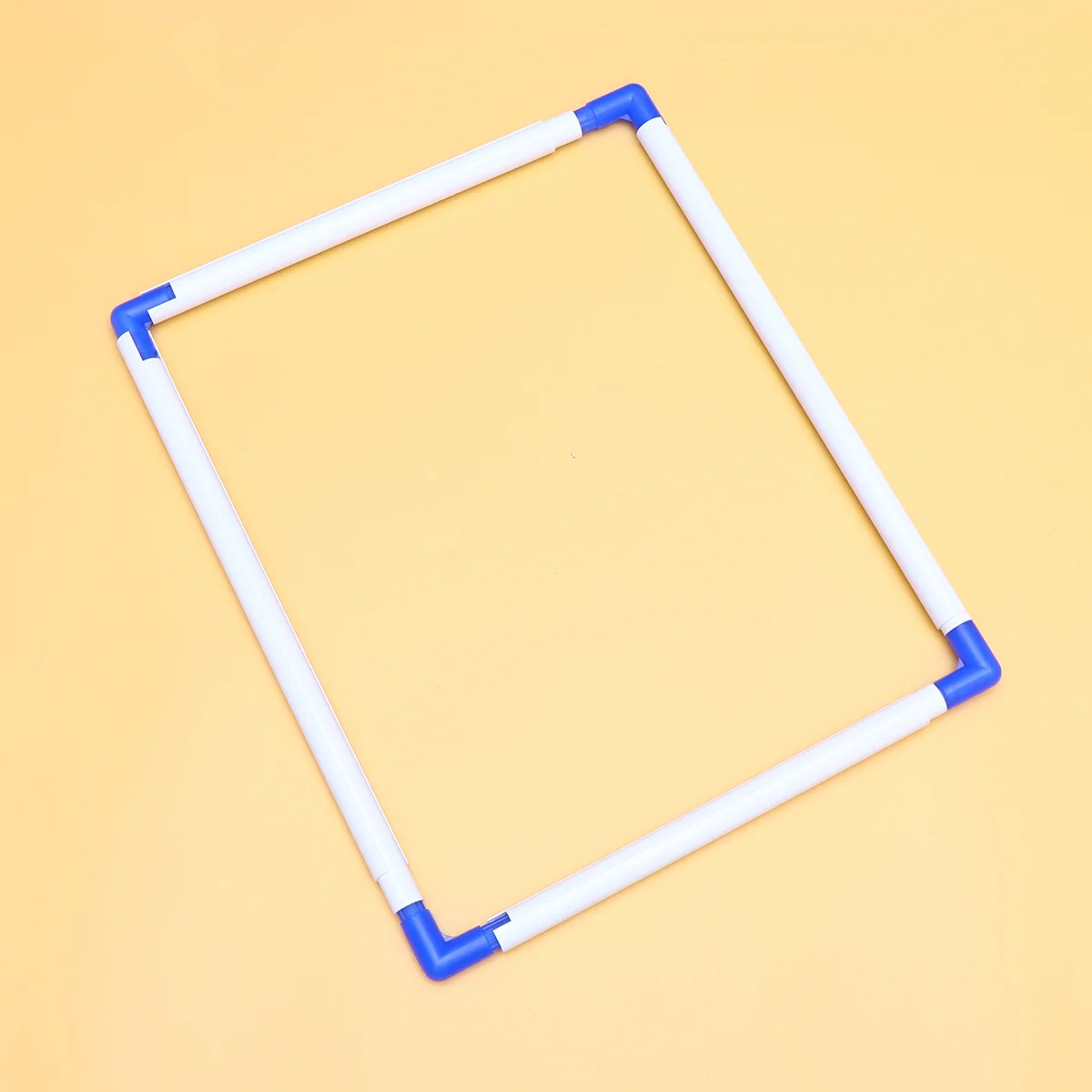 Рисунок 4 - пластиковый пяльцы для вышивания