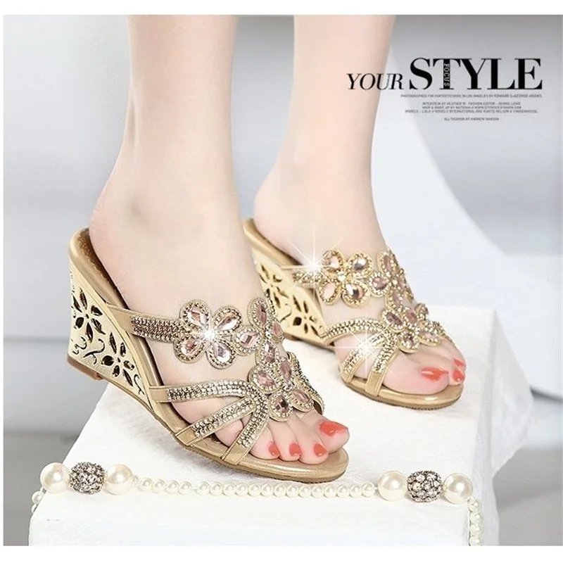 New Sexy Fashion Shoes Elegant Rhinestone Floral Design Wedge Slippers Genuine Leather Crystal Wedges Woman Sandals