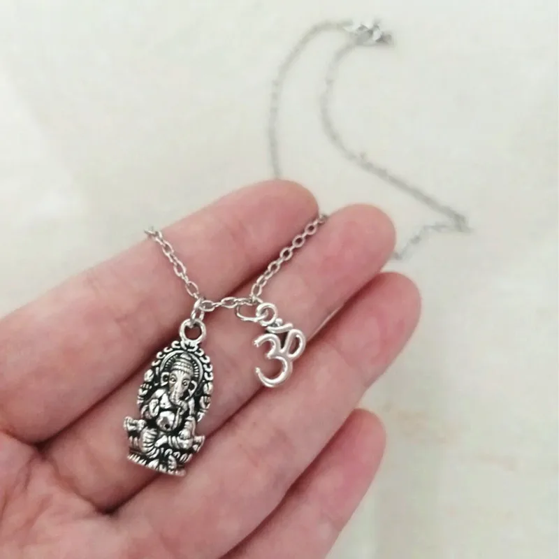 Ganesha hindu God Necklace, Women Men Spirituality Yoga Pendant Necklace Hindu elephant god Ganesh Religion Jewelry Gifts