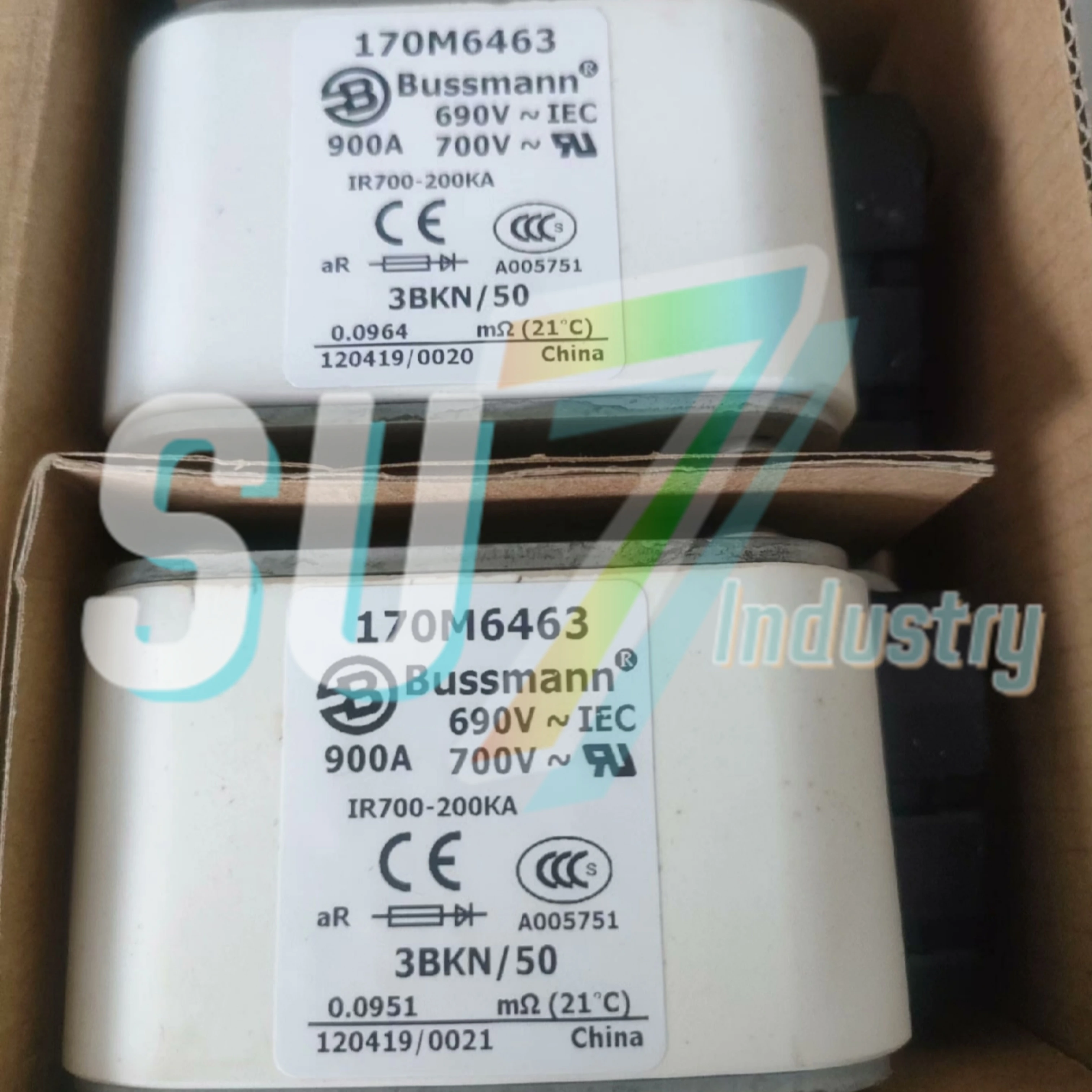 sekering Baru asli 170M6462 170M6463 170M6464 170M6465 170M6466 170M6467 170M6468 170M6469