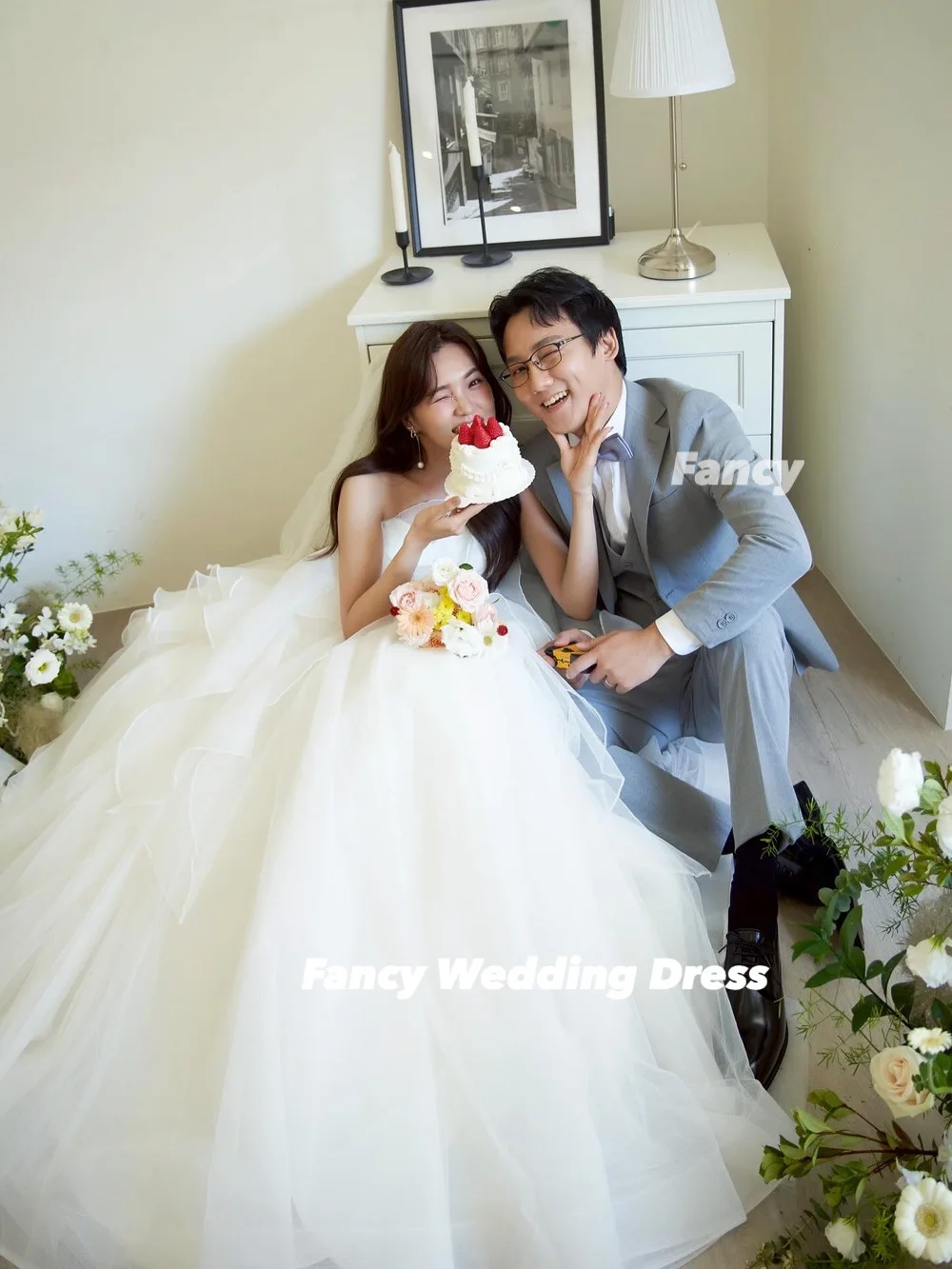 Elegancka, bogata suknia ślubna z organzy, koreańskie sesje zdjęciowe, linia A, bez rękawów, suknia ślubna, gorset z tyłu, suknia wieczorowa, szyta na miarę.