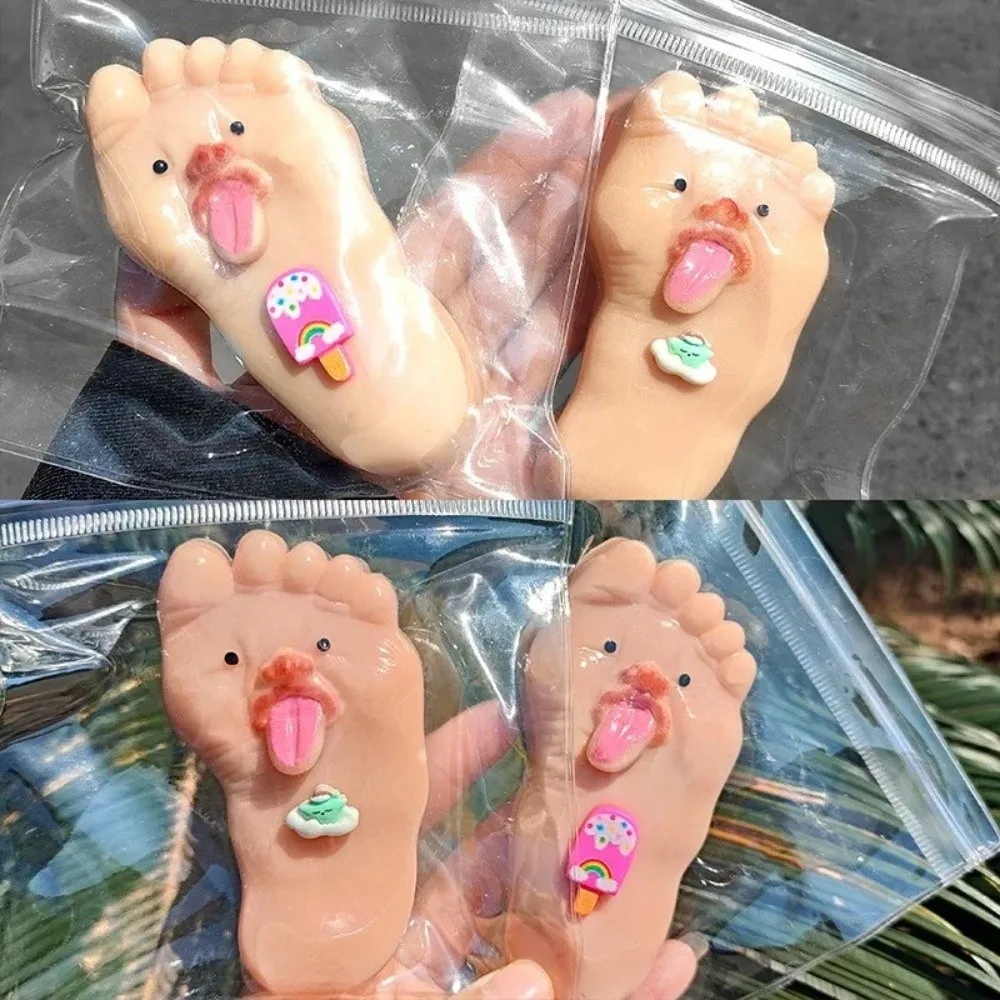 Funny Tongue-Sticking Out Squeeze Stress Buster Prank Gadget Pinch Hunting Tricky Stress Relief Slow Rebound