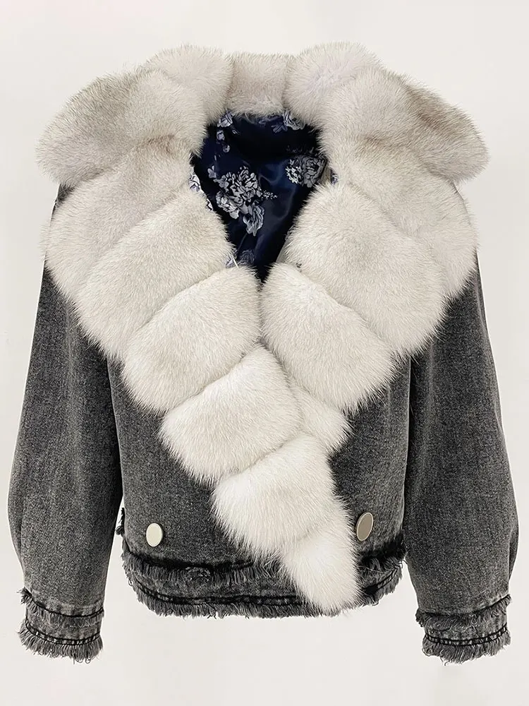 سترة نسائية من فراء الثعلب الطبيعي لعام 2025 سترة شتوية جديدة للسيدات قصيرة دافئة من الفرو الحقيقي ملابس خروج عصرية فاخرة