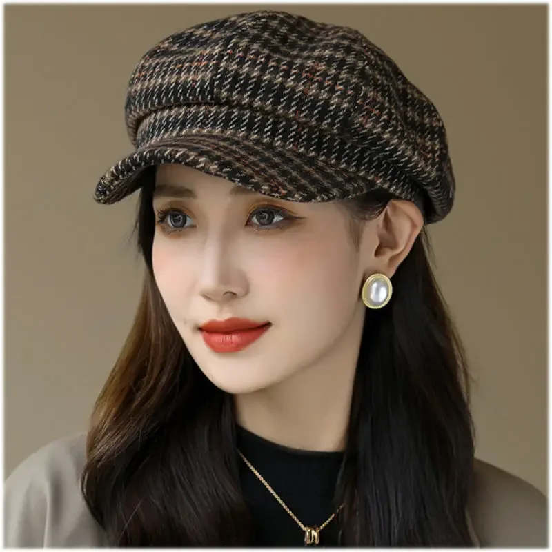 Autumn and Winter New Ladies Octagonal Hat Painter Big Face British Korean Version Beret Fashion Soft Top Short Brim Plaid Cap