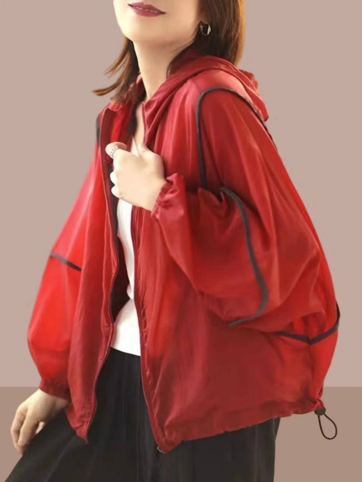 

Белая укороченная куртка для активного отдыха с эффектом красного вина, новинка лета 2024, женская повседневная спортивная тонкая куртка с защитой от солнца