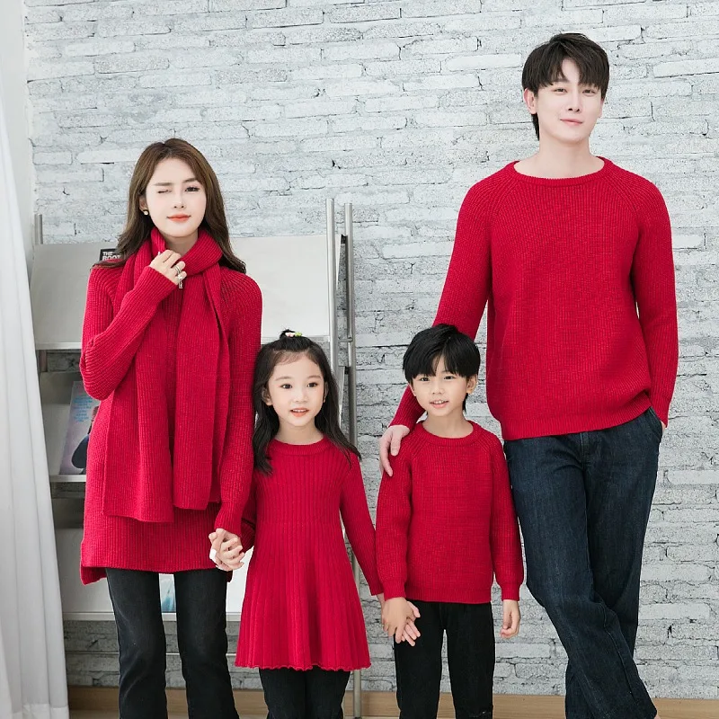 Chinese Happy New Year 2024 Clothes for Family Red Knitted Sweater Mom and Daughter Knit Dress Dad Son Matching Jumper Pullover