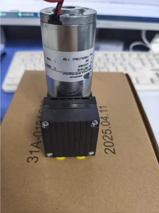 

Встроенный насос оборудования VOC PM27746-86, миниатюрный мембранный насос KNF, совершенно новый