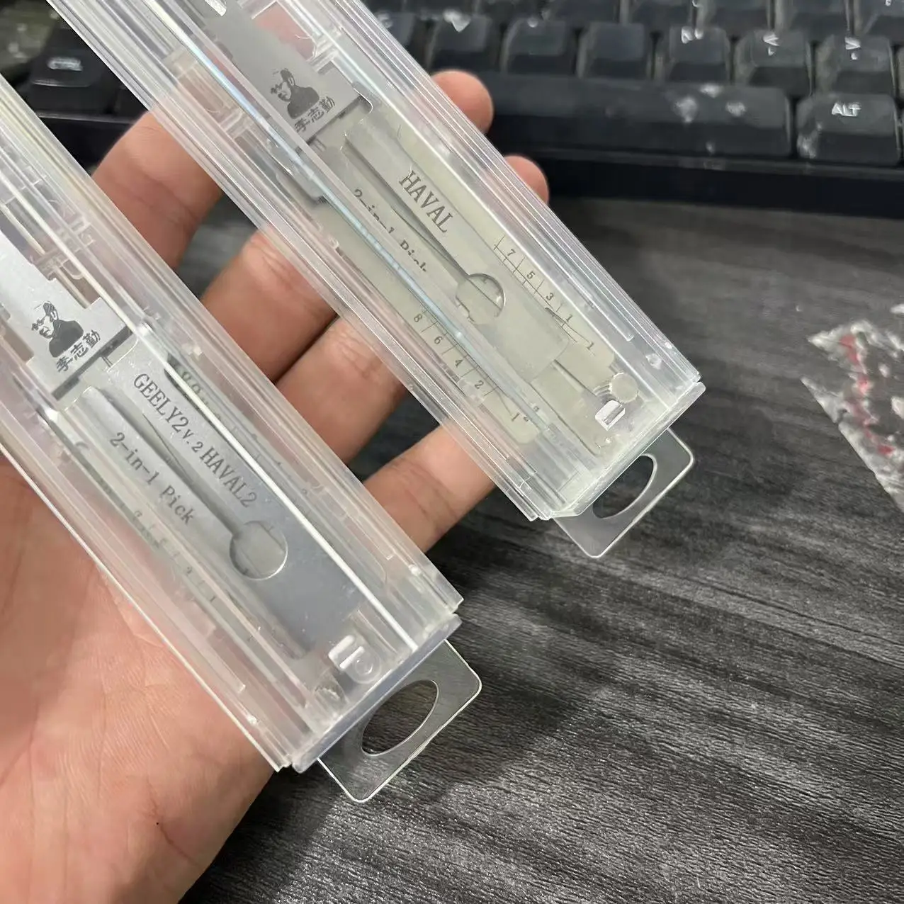 

Lishi Outil 2 en 1 HAVAL V2 HANAL2 Measuring Tool Reading Hardware Tools Automotive Home Use