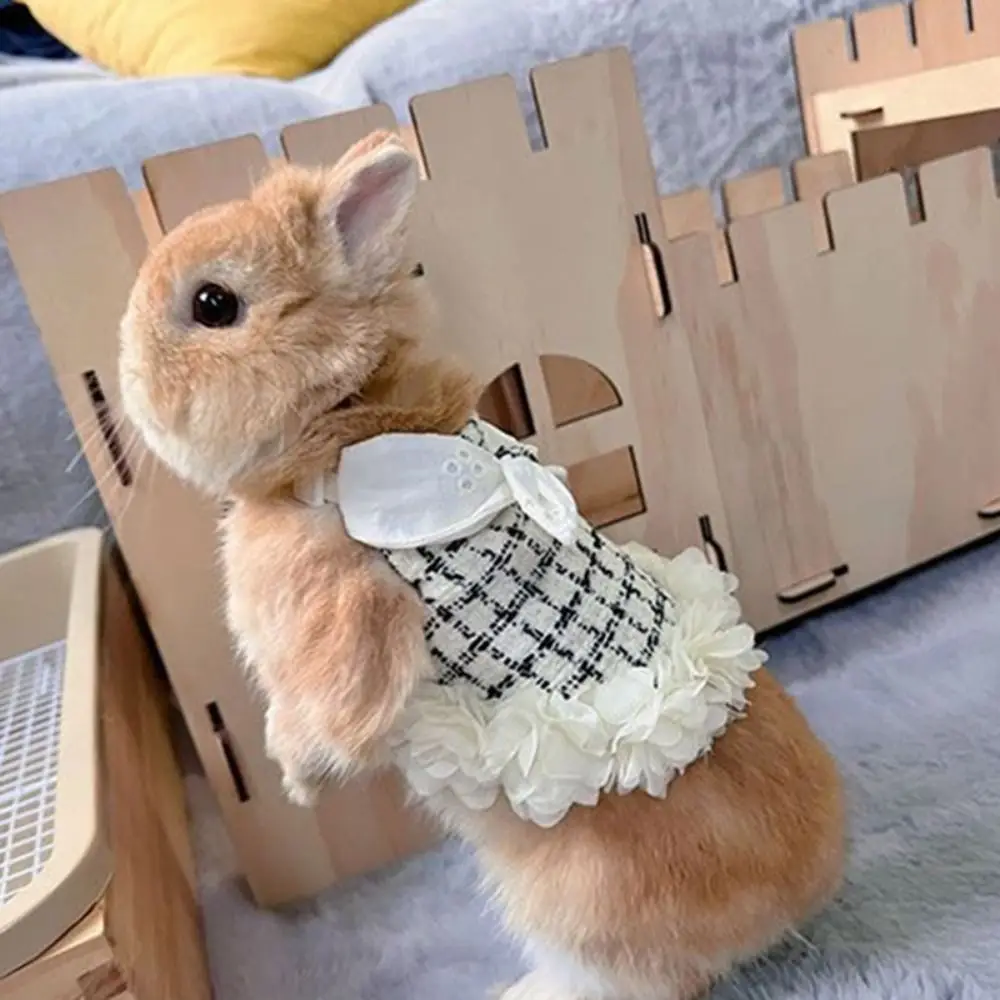 

Fashion Adjustable Rabbit Outdoor Harness Comfortable Breathable Rabbit Sleeveless Dress Plaid Pet Traction Rope Small Animals